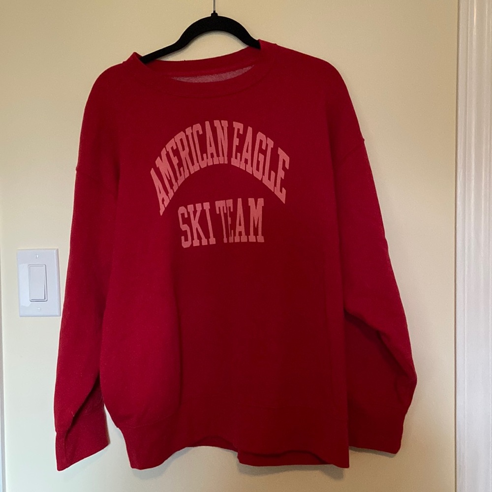 American Eagle size M ski team crewneck